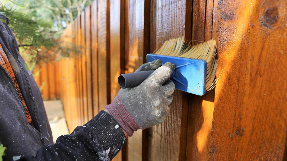 Fence Staining Nashville